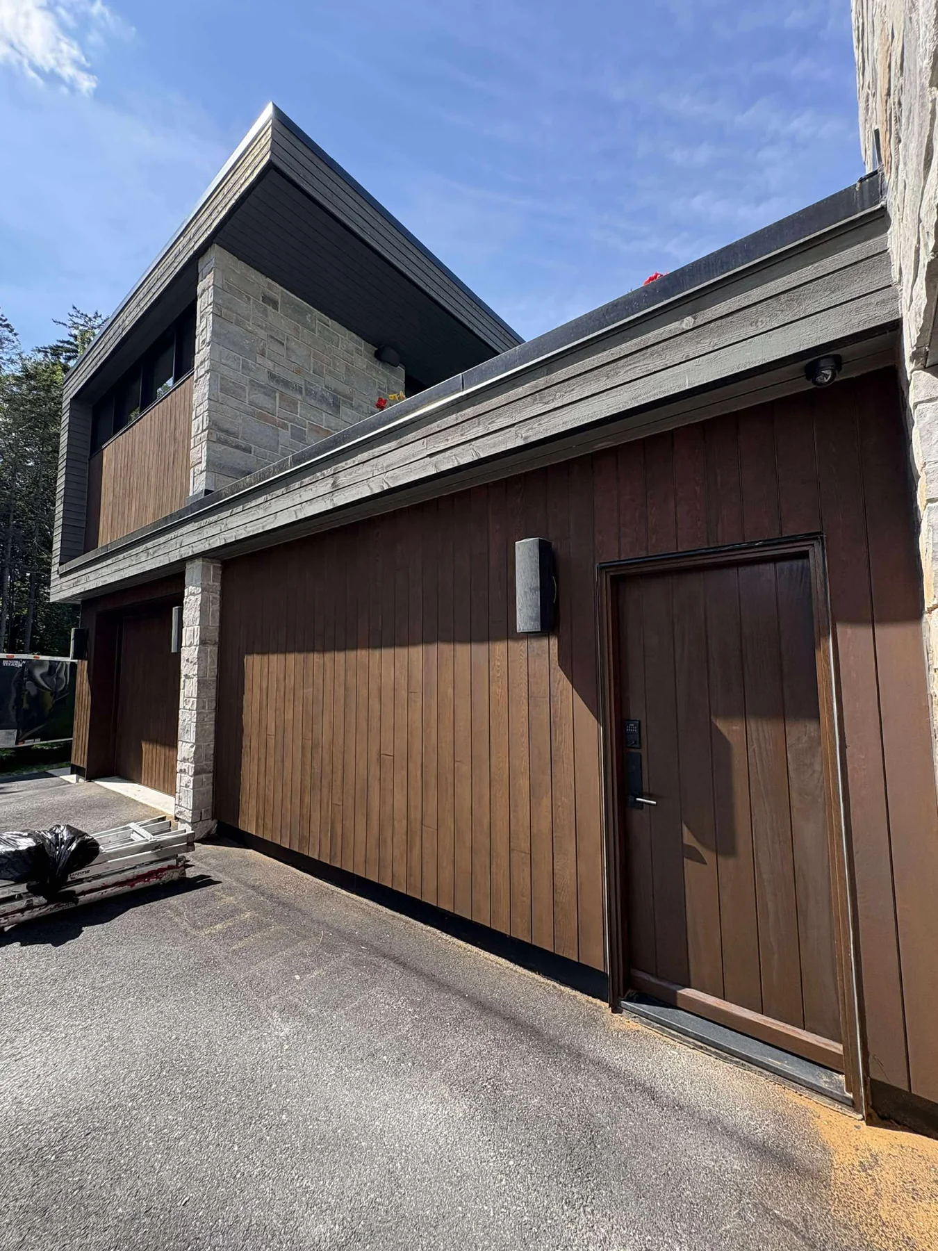 House Siding Painting by GOPAINT